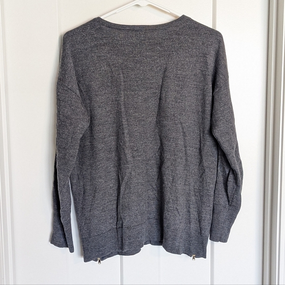 Talbot's 100% Merino Wool Grey Sweater with Zipper Detail sz L - Picture 5 of 5